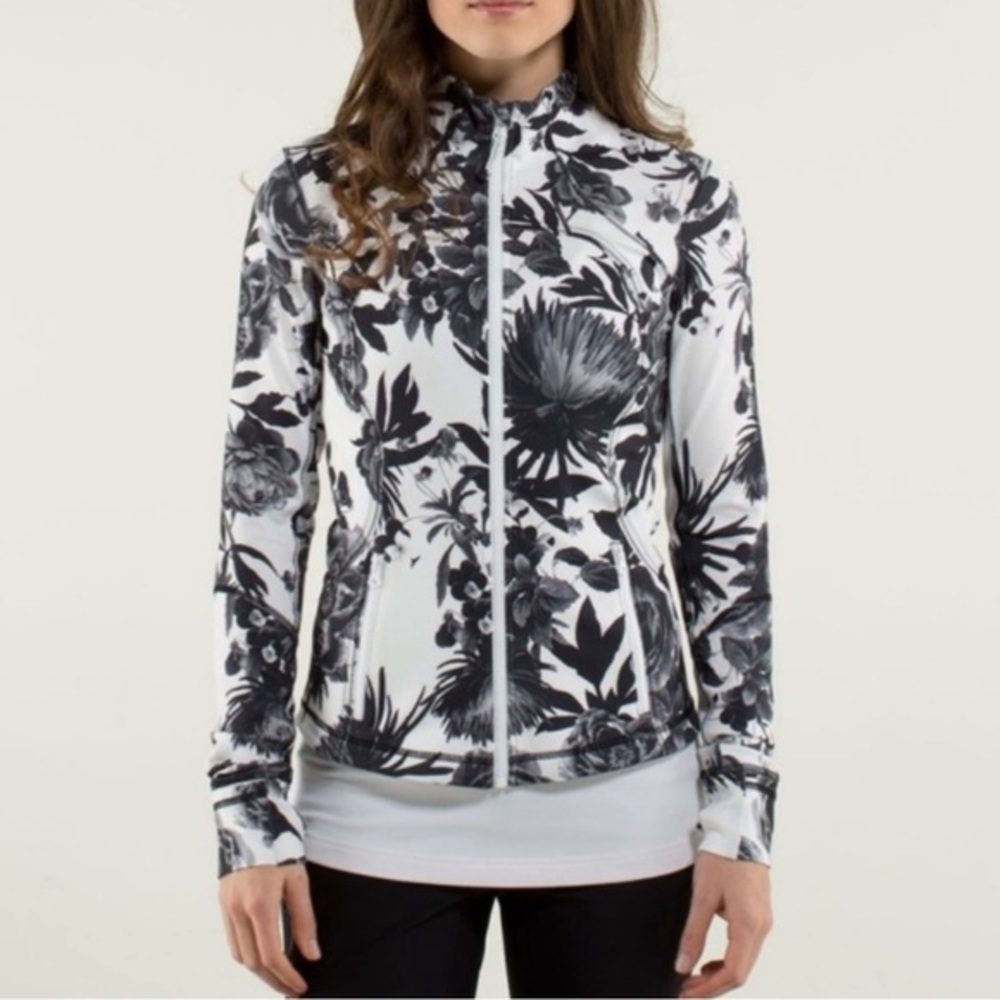 Lululemon Forme Jacket II Floral Brisk Bloom Black White Size 4 (M/L) $118 EUC